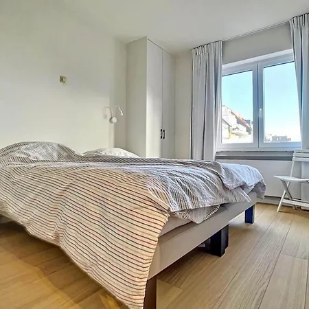 Apartment With Sea Views In Heist *